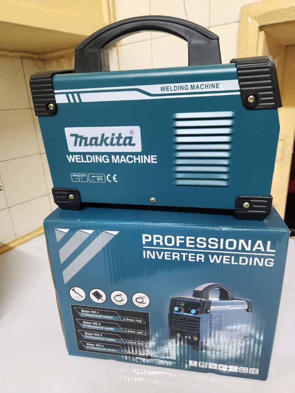 Makita Welding Machine Inverter 500 amp